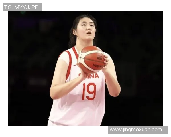 中国女篮亚洲杯首战大胜印尼张子宇表现抢眼引发广泛关注